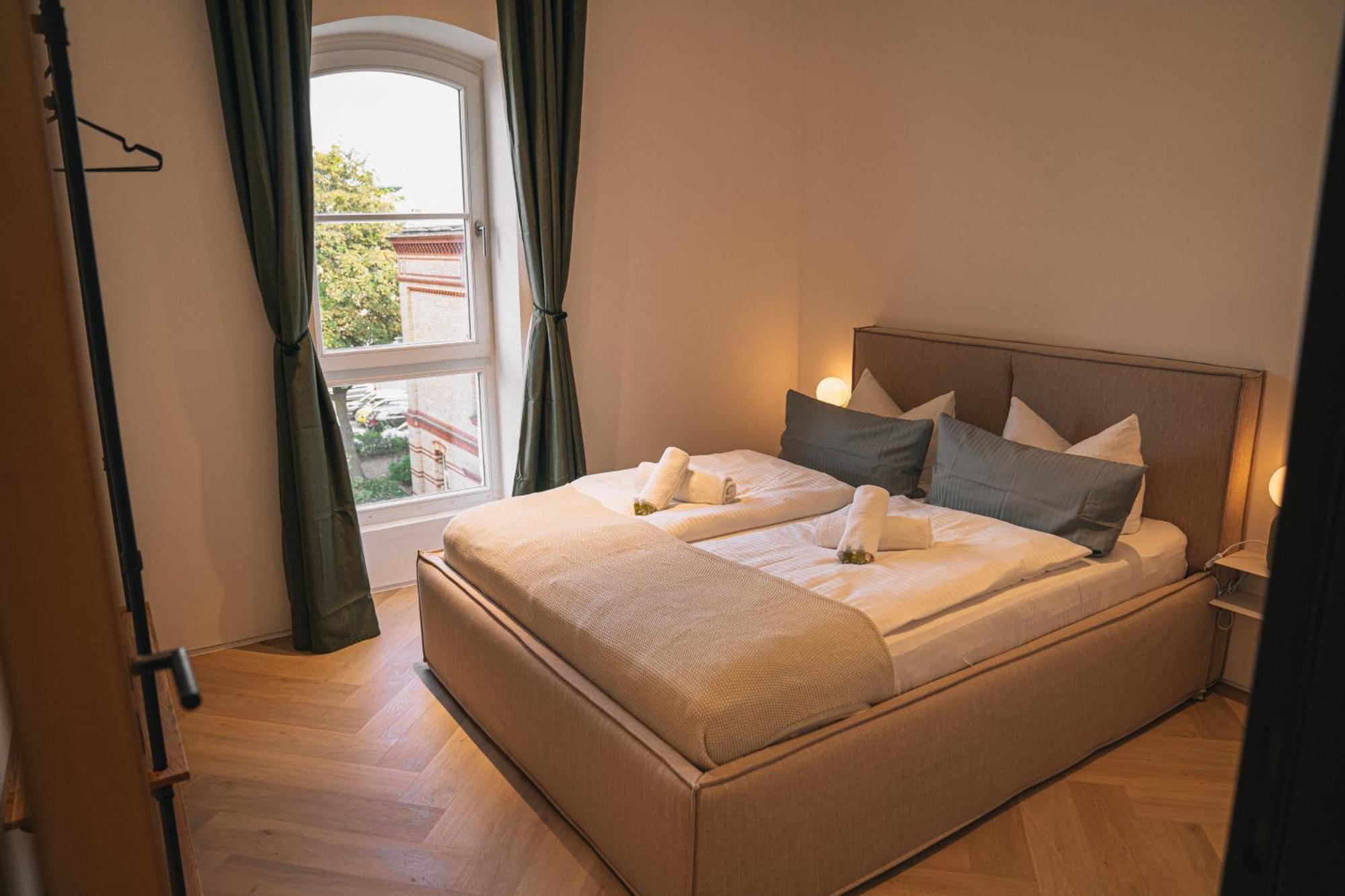 Rr - Penthouse - Luxe 105 Qm - Central - Wifi Magdeburg Exteriör bild