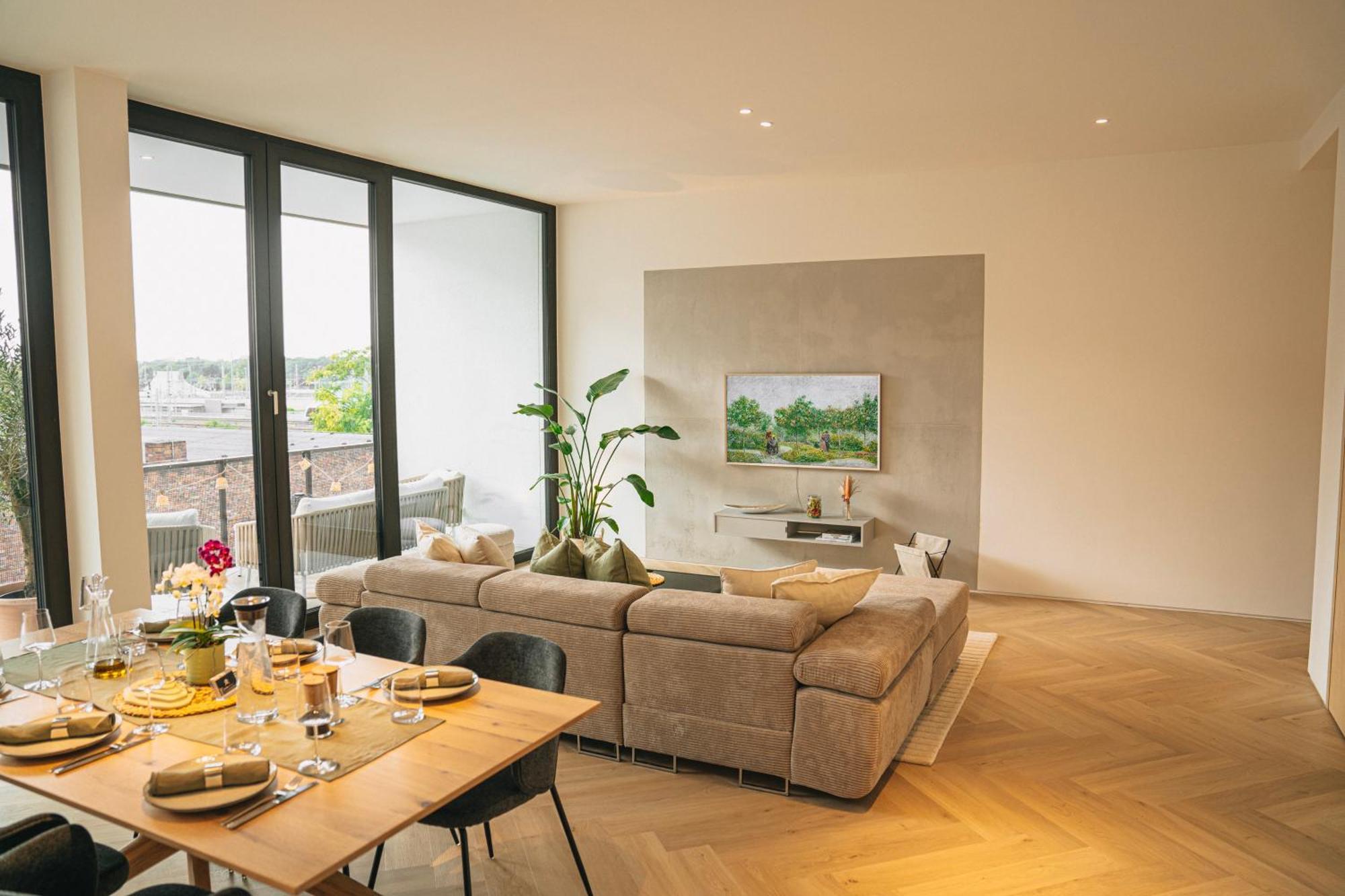 Rr - Penthouse - Luxe 105 Qm - Central - Wifi Magdeburg Exteriör bild