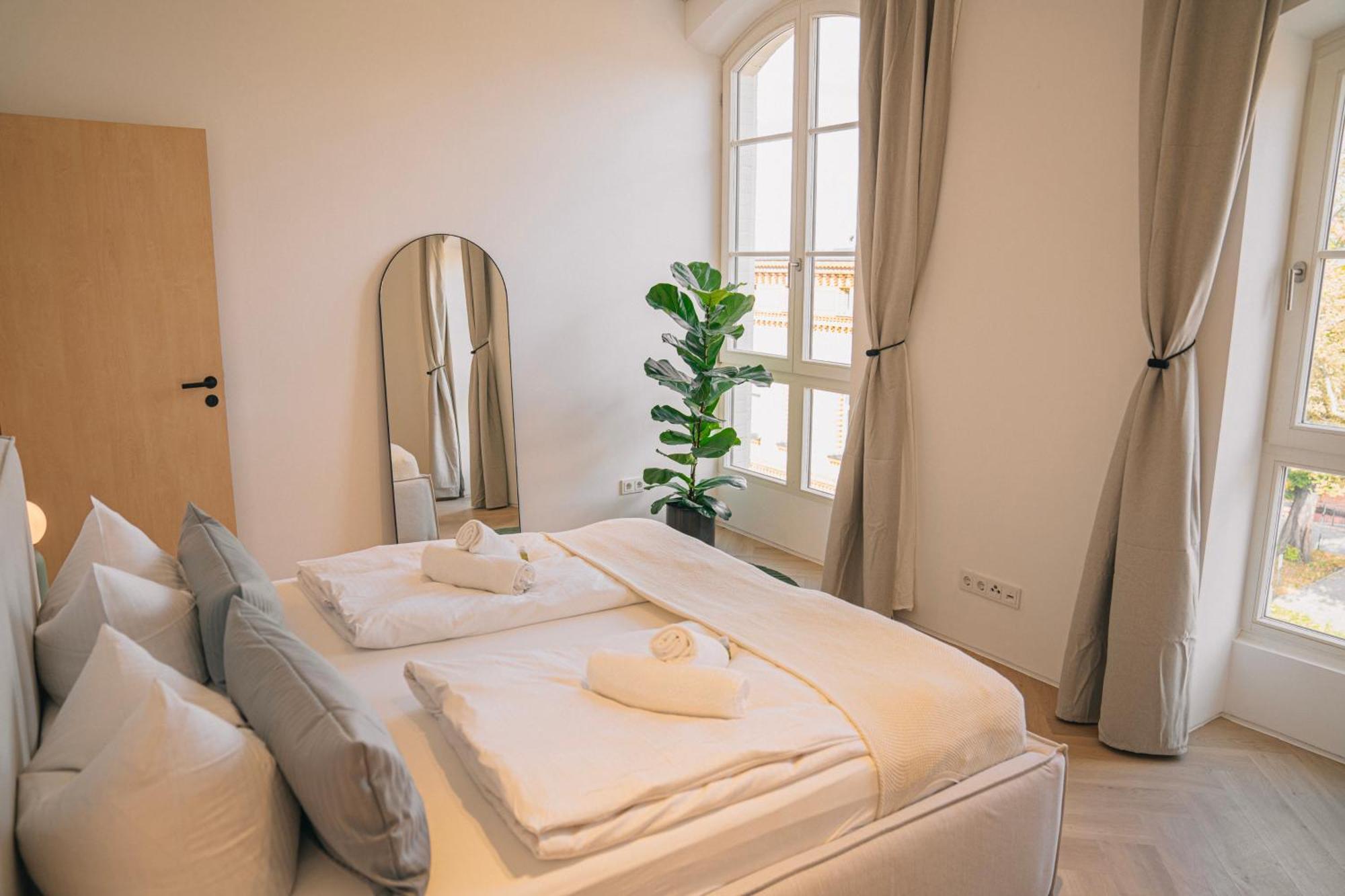 Rr - Penthouse - Luxe 105 Qm - Central - Wifi Magdeburg Exteriör bild