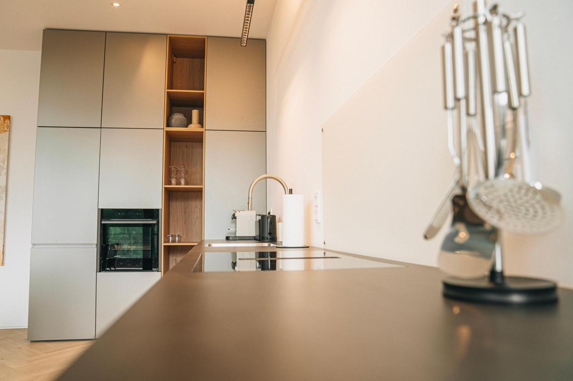 Rr - Penthouse - Luxe 105 Qm - Central - Wifi Magdeburg Exteriör bild